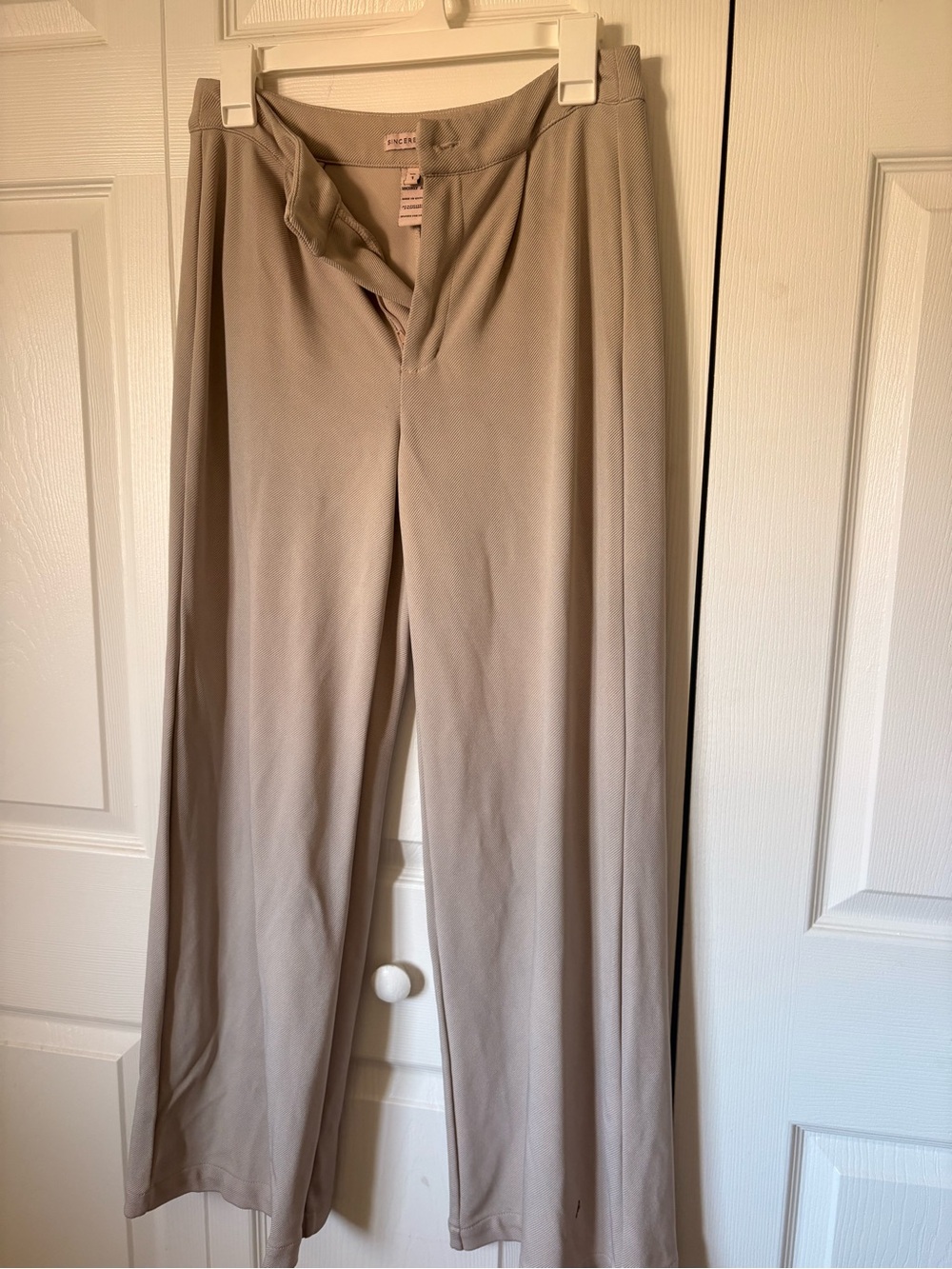 Women's Wide-Leg Dress Pants in Khaki